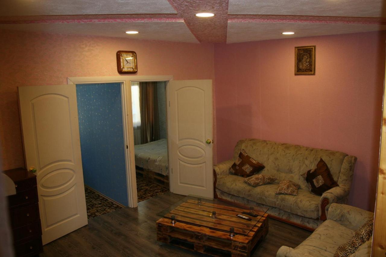 Guest House Nima Borjomi Luaran gambar