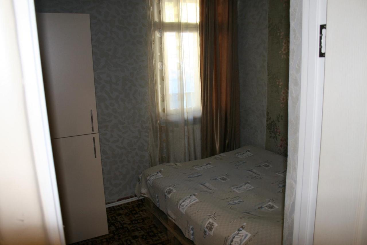 Guest House Nima Borjomi Luaran gambar